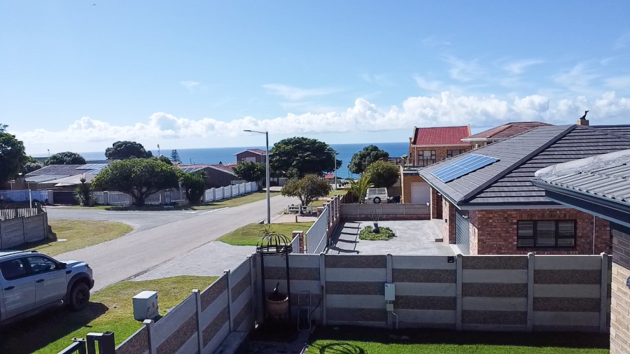 4 Bedroom Property for Sale in Reebok Western Cape